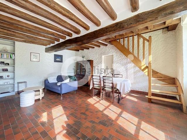 Maison, Blennes