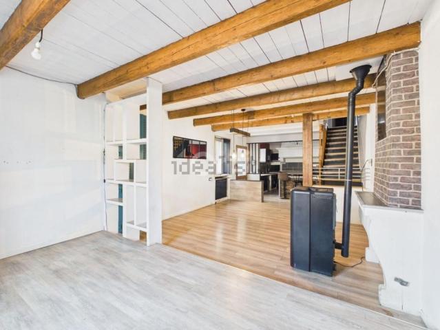 Maison, Blondefontaine