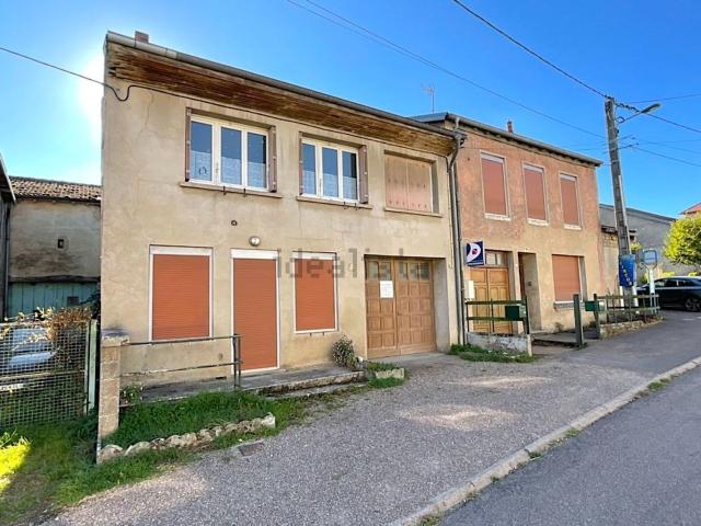 Maison, Blondefontaine
