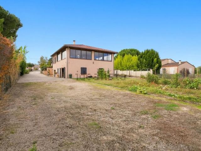 Maison, Bruguières