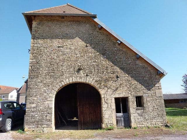Maison, Brussey