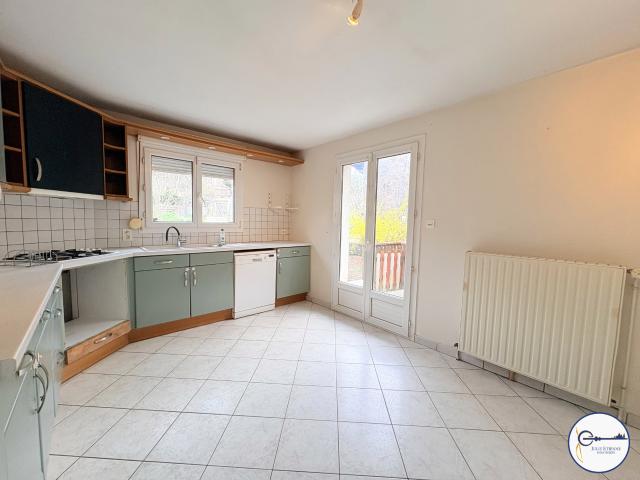 Maison BRUYERES 9 pièces 198m2