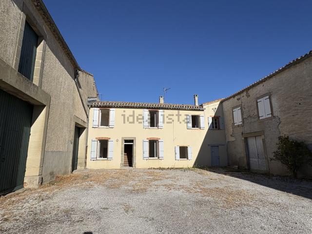 Maison, Bram