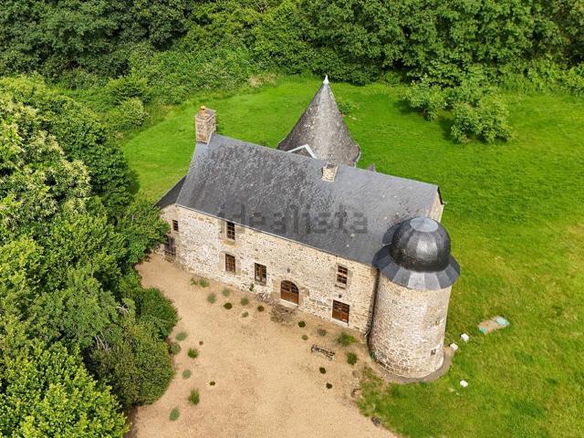Maison, Brecé