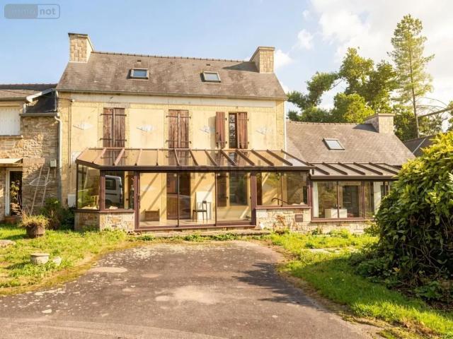 Maison, Brennilis