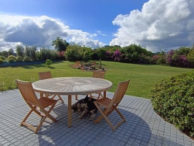 Maison Bretonne De Charme 310 m² Avec 2 Hectares, Landivisi. 310m² Landivisiau