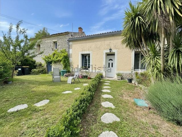 Maison, Breuil la Réorte