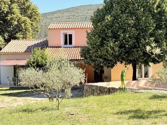 Maison, Brignoles