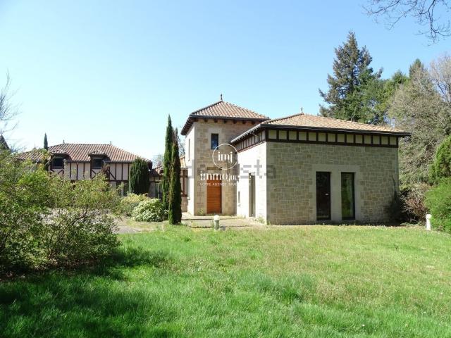 Maison, Brigueuil