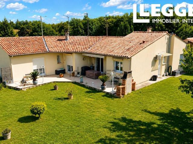 Maison, Brie sous Chalais