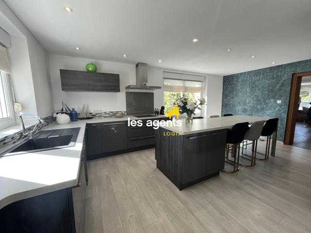 Maison Briey 7 pièce s 210 m2
