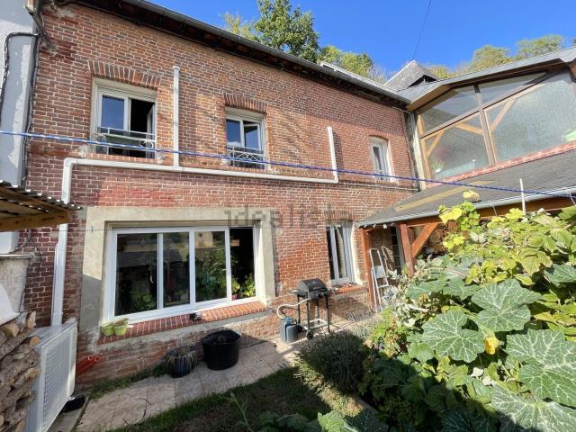 Maison, Brionne