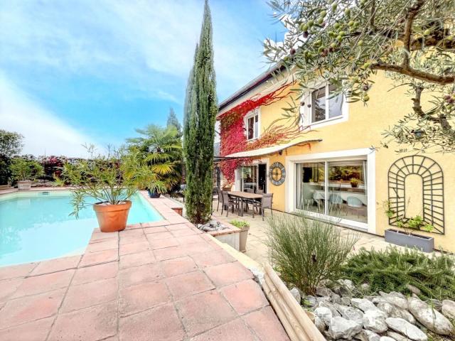 Maison, Brison Saint Innocent