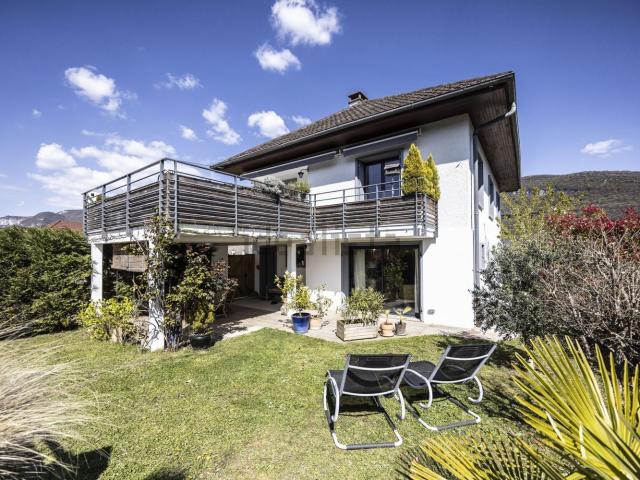 Maison, Brison Saint Innocent