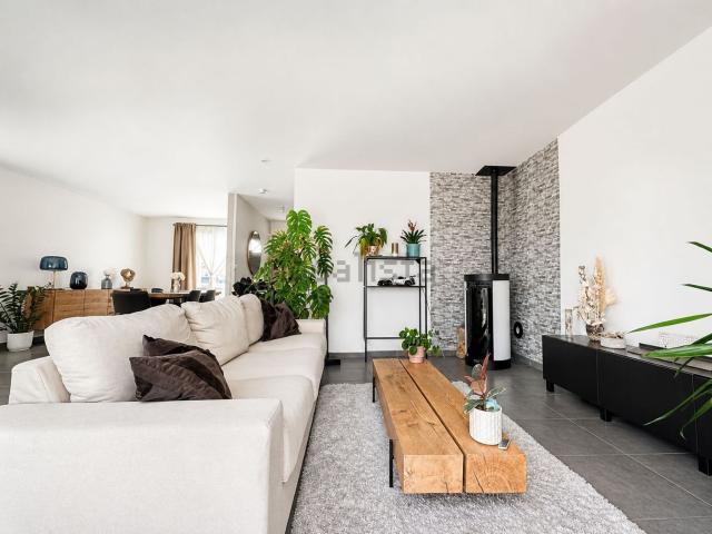 Maison, Briquemesnil Floxicourt