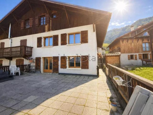 Maison, Brizon