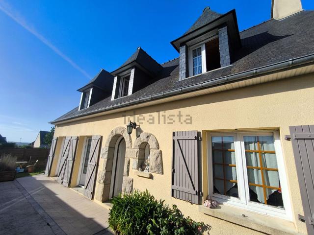 Maison, Broons