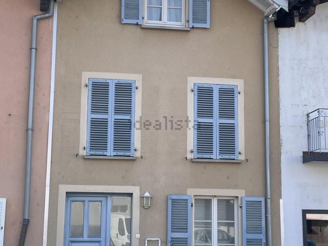 Maison, Brouderdorff