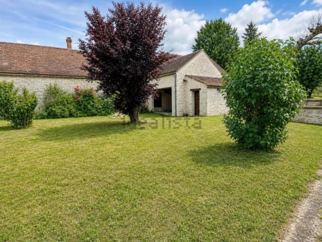 Maison, Buthiers