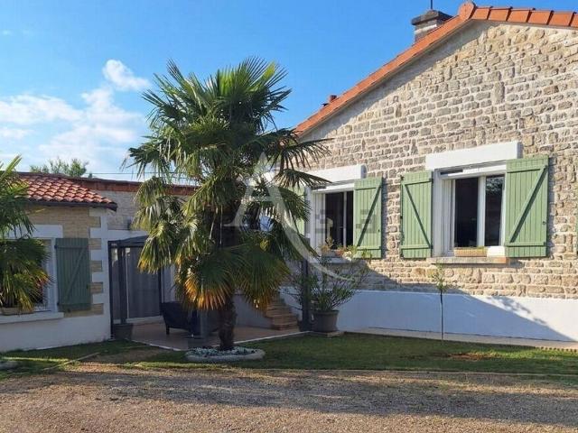 Maison, Buxerolles