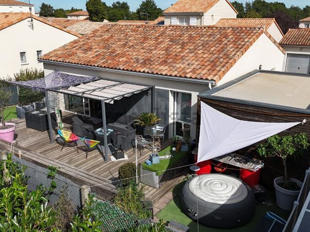 Maison, Buxerolles