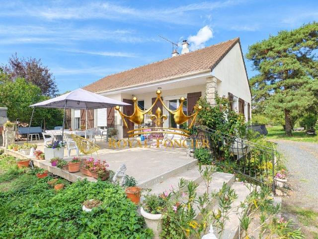 Maison, Les Ormes