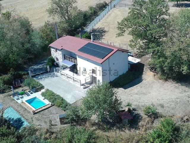 Maison, Bussières