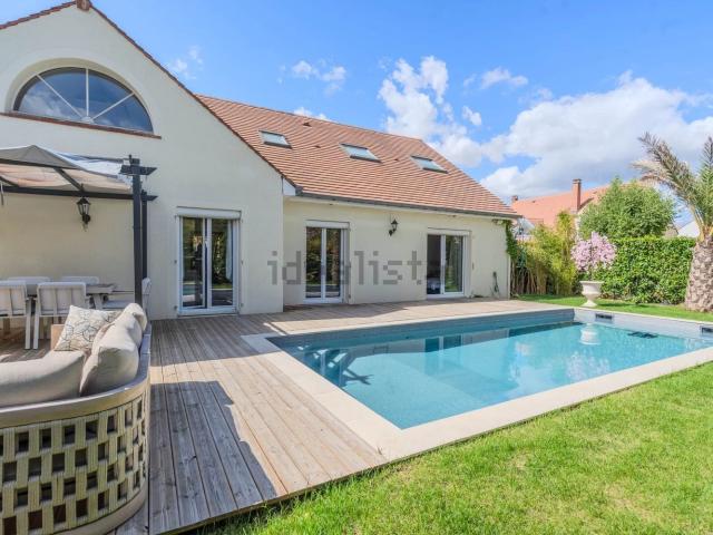 Maison, Bussy Saint Georges