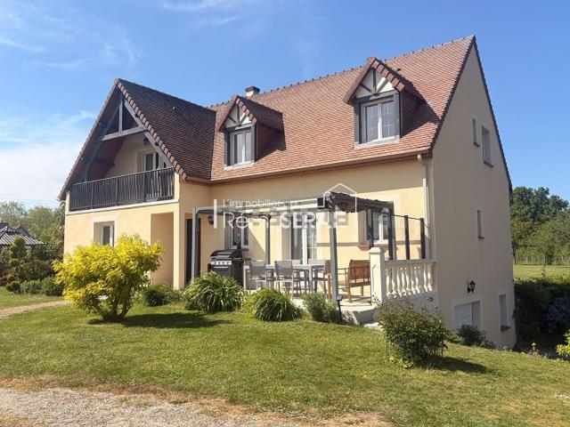 Maison, Godisson