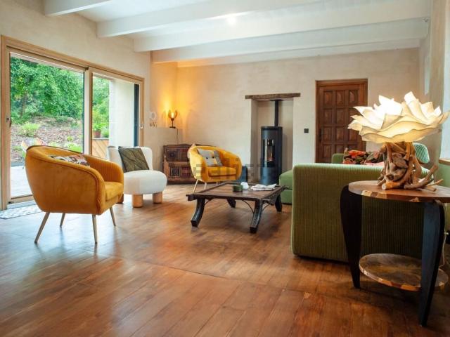 Maison, Gommenec&apos h