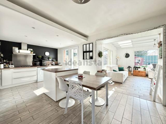 Maison, Gondecourt