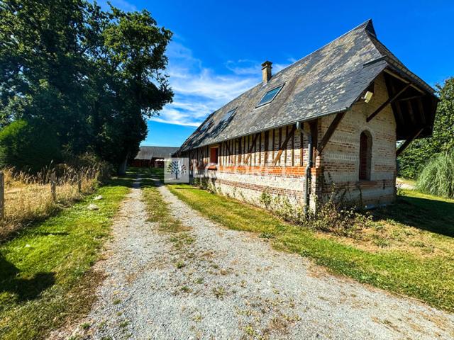 Maison Gonneville La Mallet 25 pièce s 895 m2