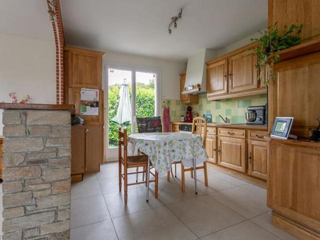 Maison Gorges 4 P. 3 Chs. 84.7 M². Garage. T 545 M². Terrasse