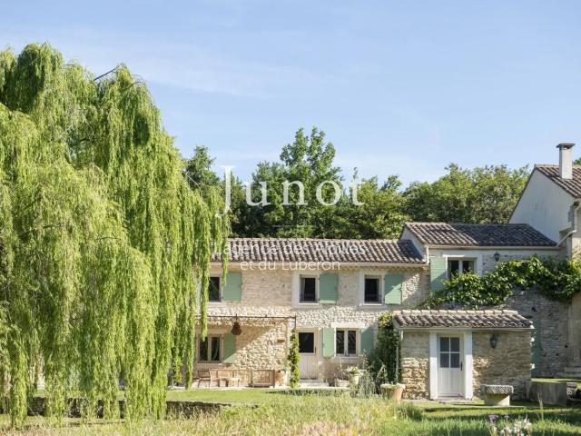 Maison, Gordes