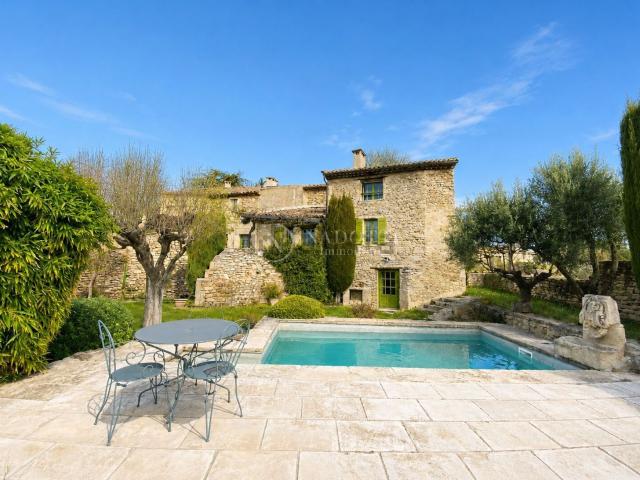 Maison, Gordes