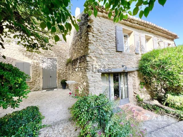 Maison, Gordes