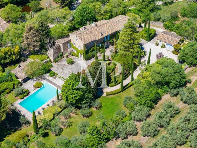 Maison, Gordes