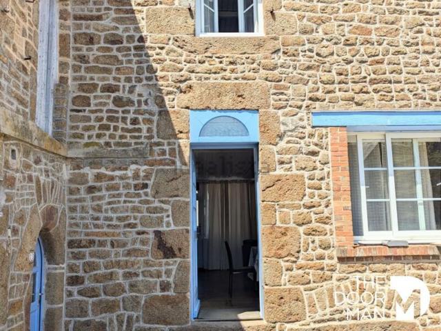Maison, Gorron