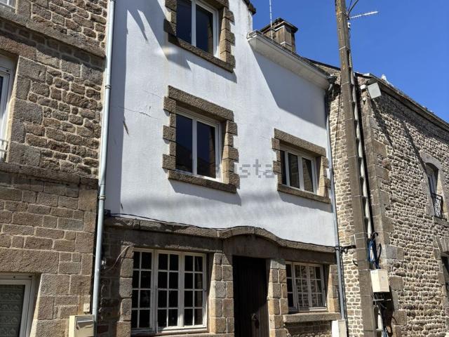 Maison, Gorron