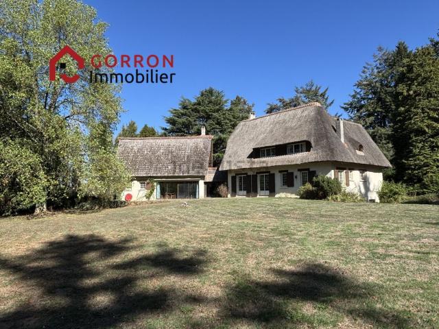 Maison, Gorron