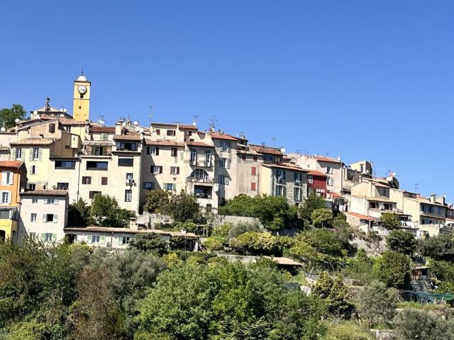 Maison, Gattières