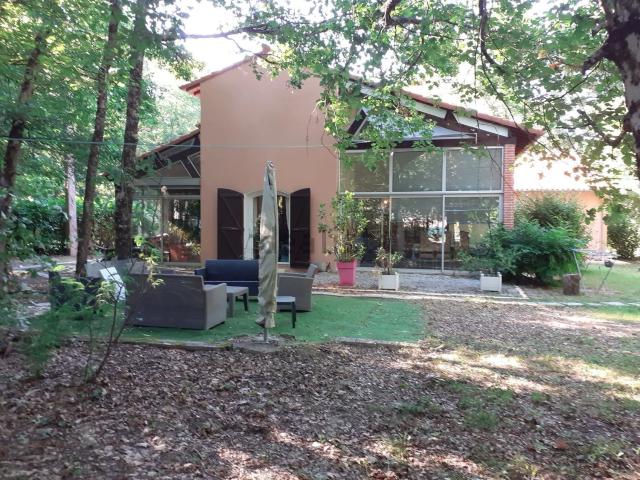 Maison, Gauré
