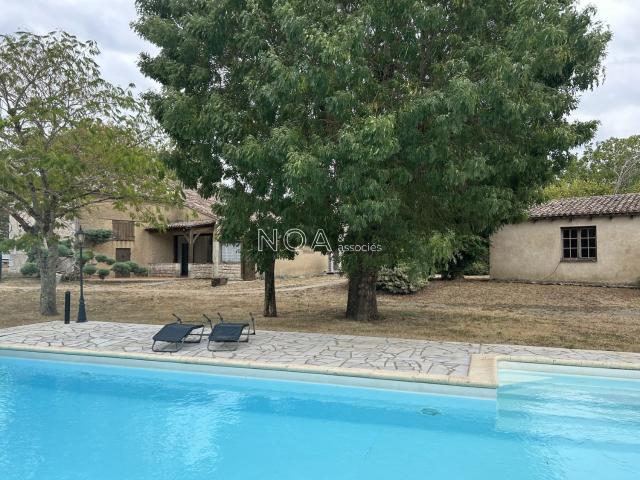 Maison, Gageac et Rouillac