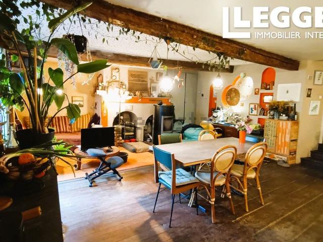 Maison, Gajan
