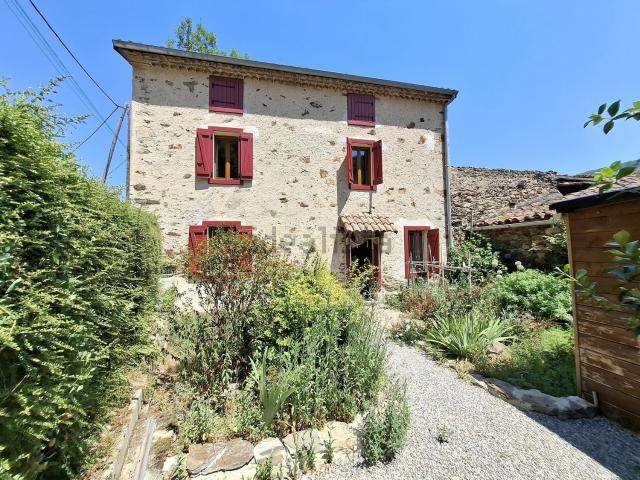 Maison, Ganac