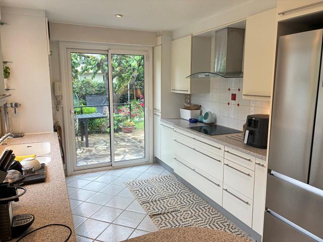 MAISON GARCHES 5 pièces 15736 m2