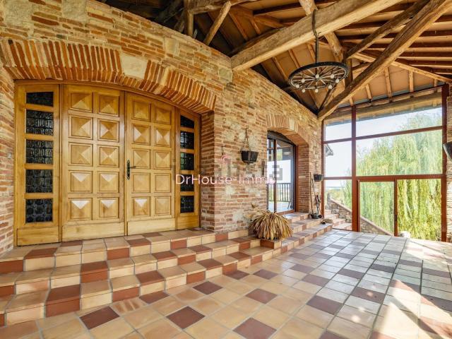 Maison, Garrigues