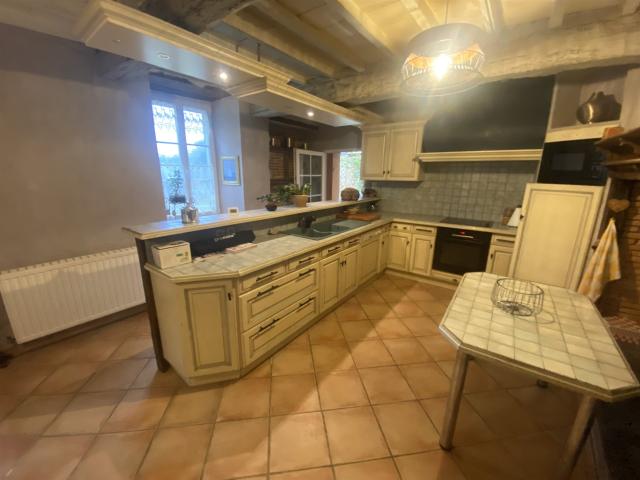 Maison gasconne avec studio et jardin 161m² Seissan