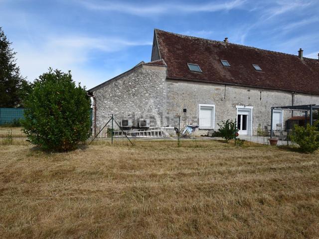 Maison, Gastins