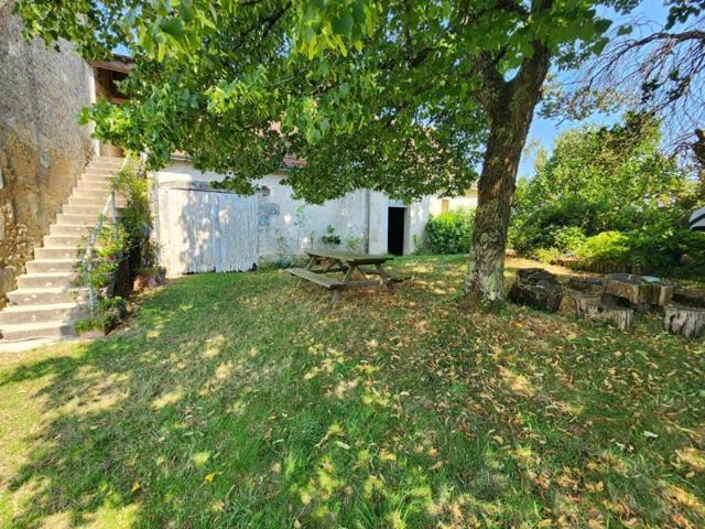 Maison Genille 4 pièce s 85 m2